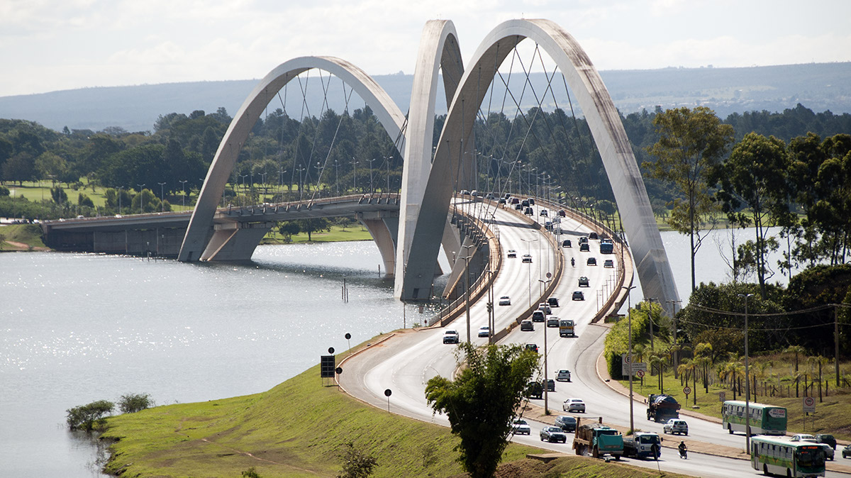_DSC2462 Brasilia crop